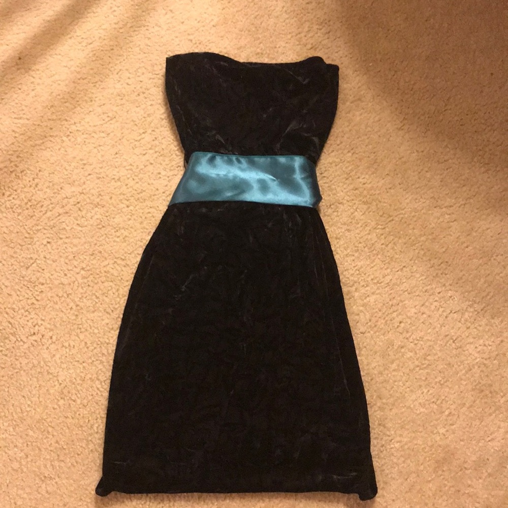 ALLOY Black Strapless Dress with Teal Waist Sash